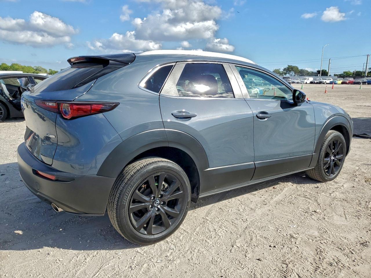 2023 Mazda Cx-30 Preferred - Image 3