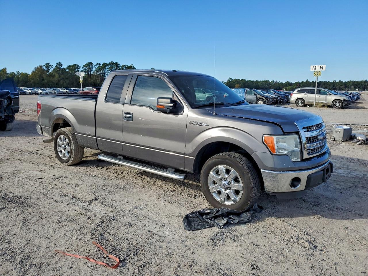 2014 Ford F150 Super Cab - Фото 4