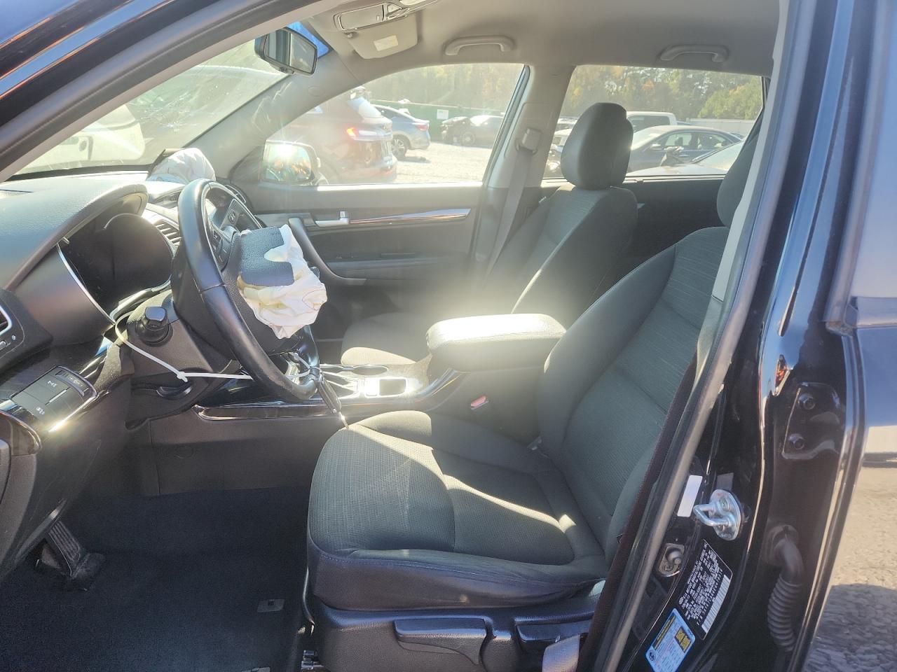 2014 Kia Sorento Lx - Image 7