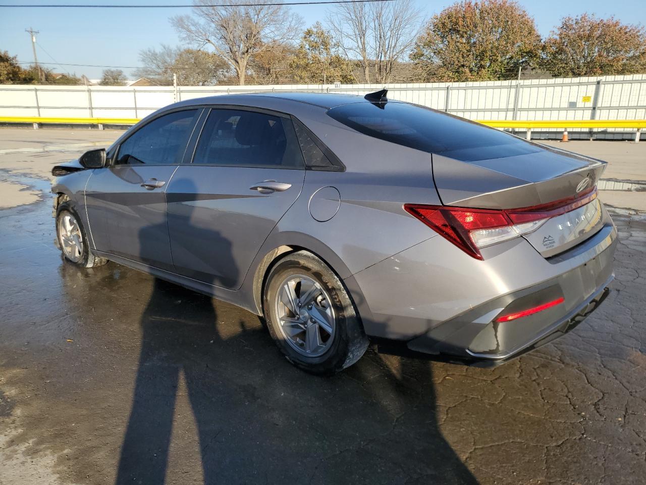 2024 Hyundai Elantra Se - Фото 2