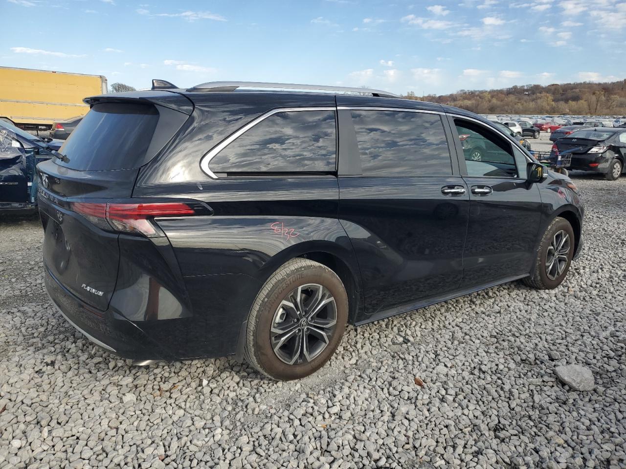 2025 Toyota Sienna Limited - Image 3