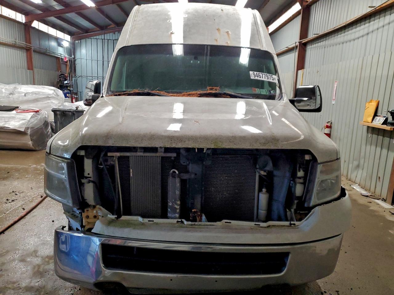 2015 Nissan Nv 2500 Delivery Van - Image 5