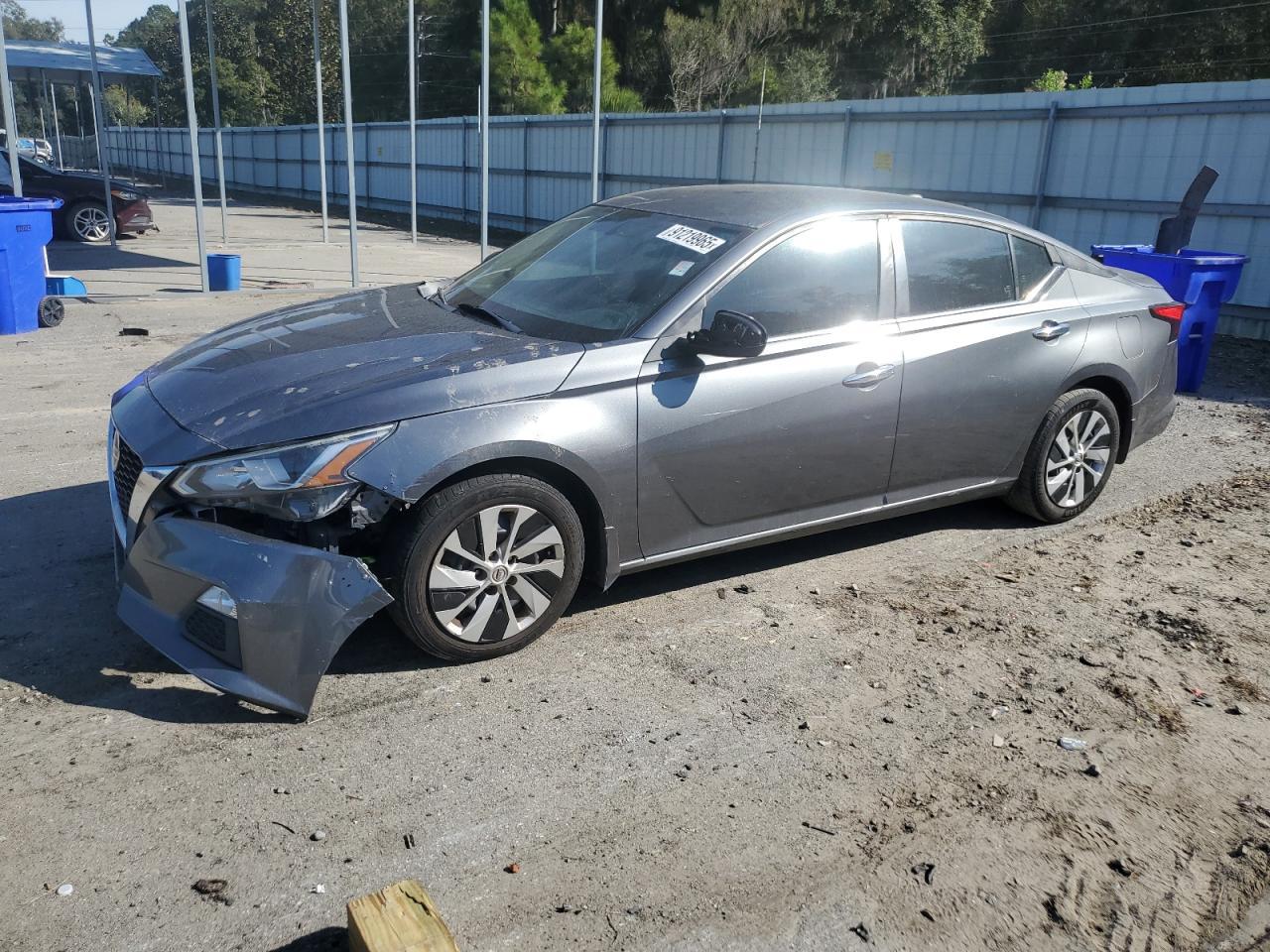 2019 Nissan Altima S