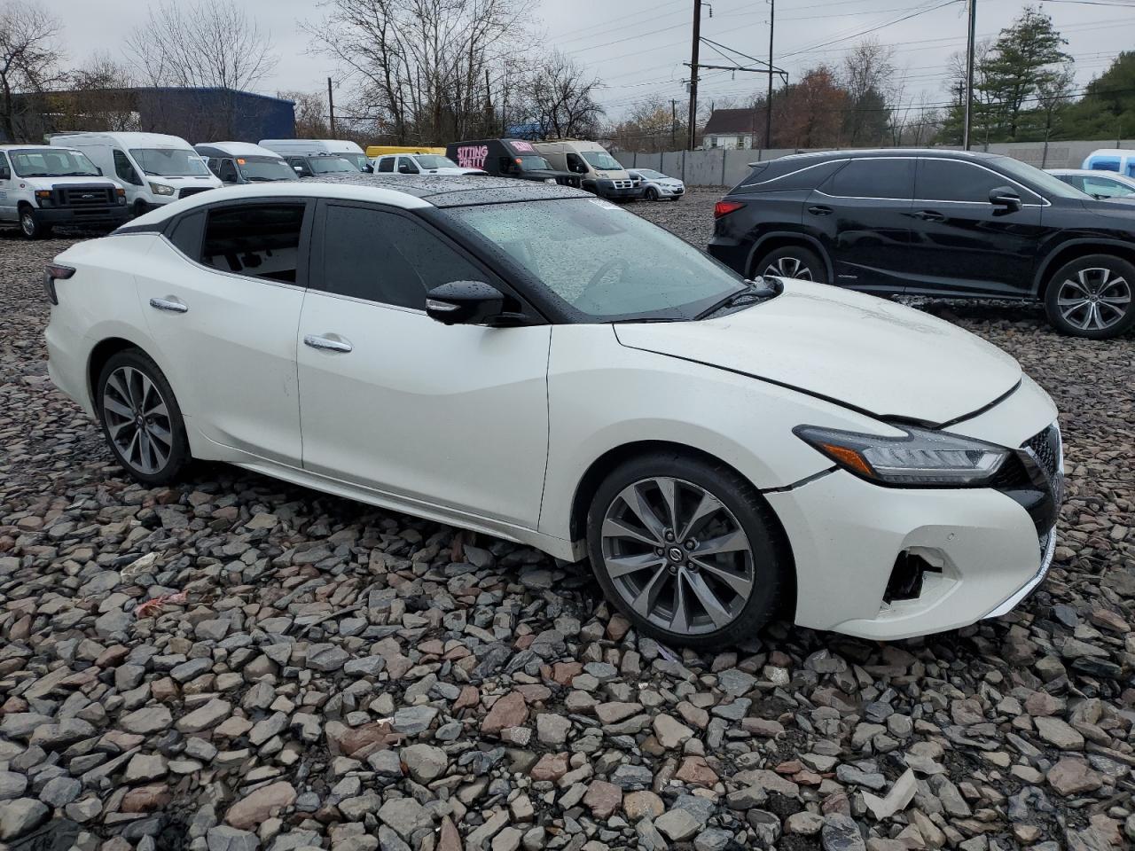 2019 Nissan Maxima S - Image 4