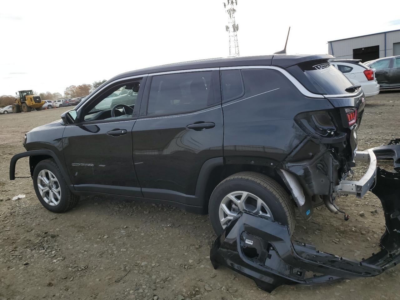 2025 Jeep Compass Sport - Фото 2