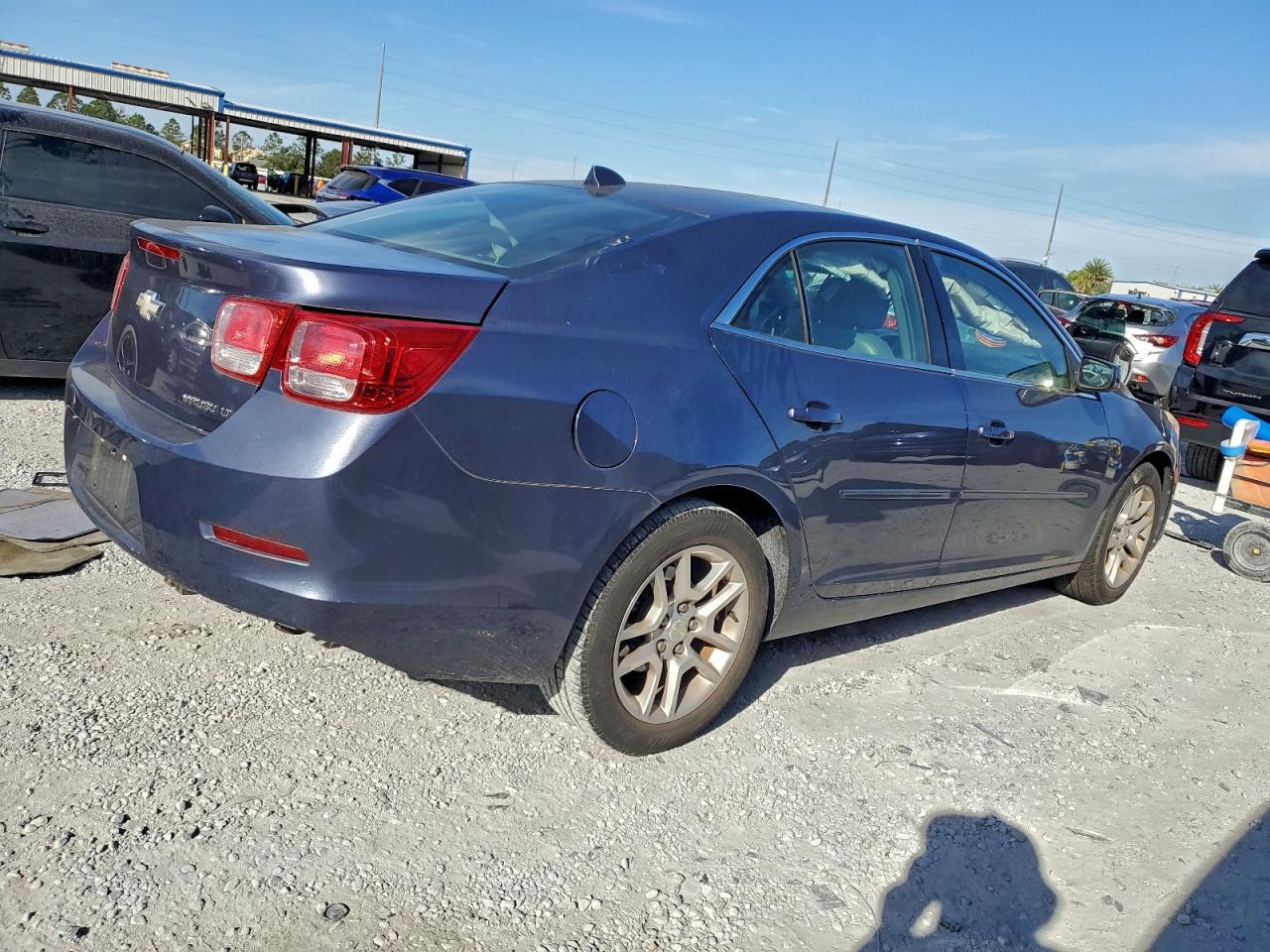 2013 Chevrolet Malibu 1Lt - Фото 3