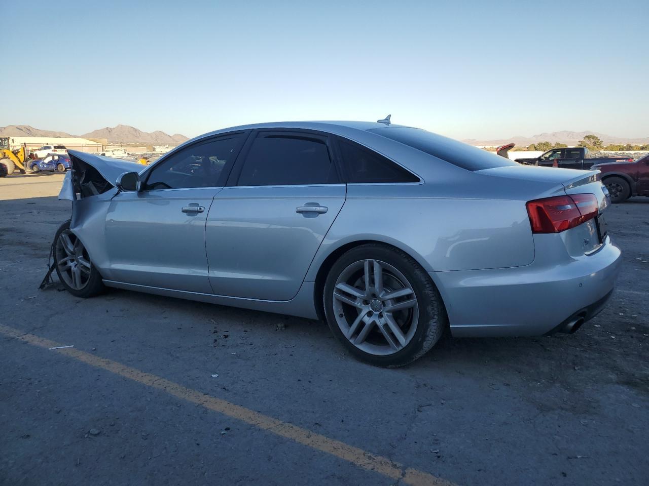 2014 Audi A6 Premium Plus - Фото 2
