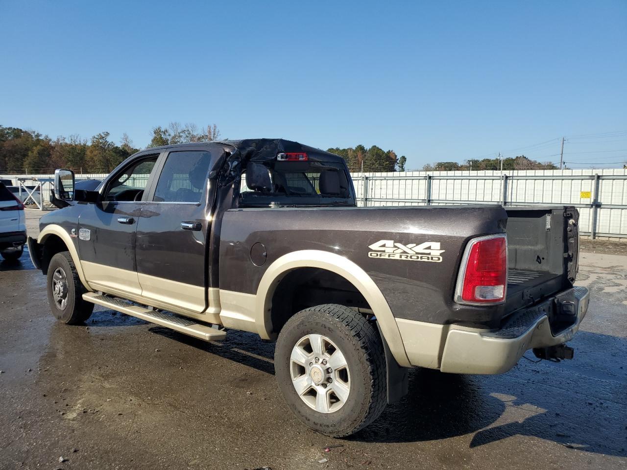 2017 Ram 2500 Longhorn - Фото 2