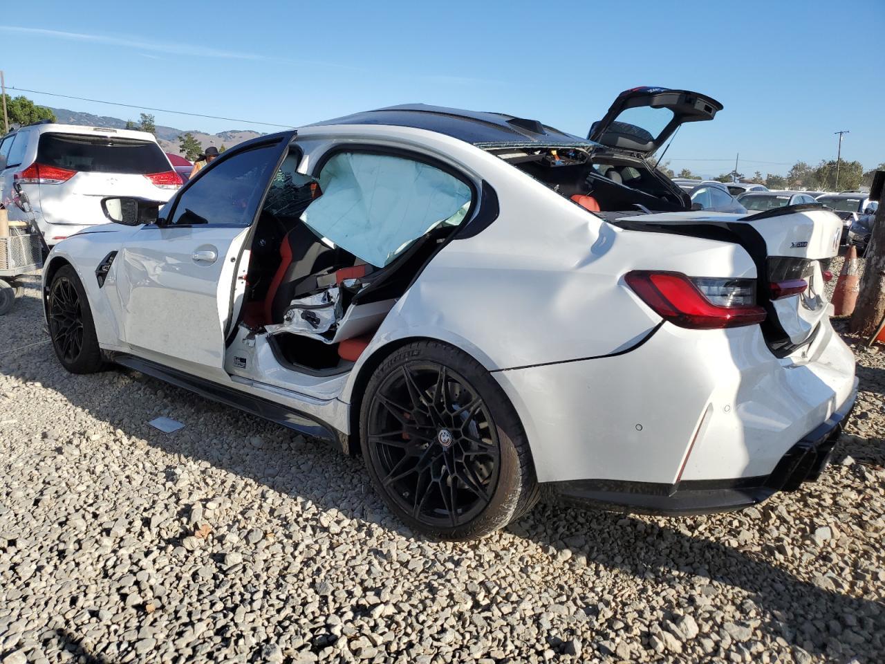 2025 BMW M3 Competition - Фото 2