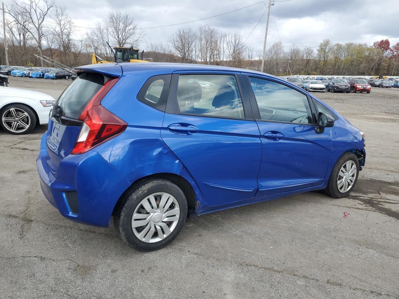 2015 Honda Fit Lx - Image 3