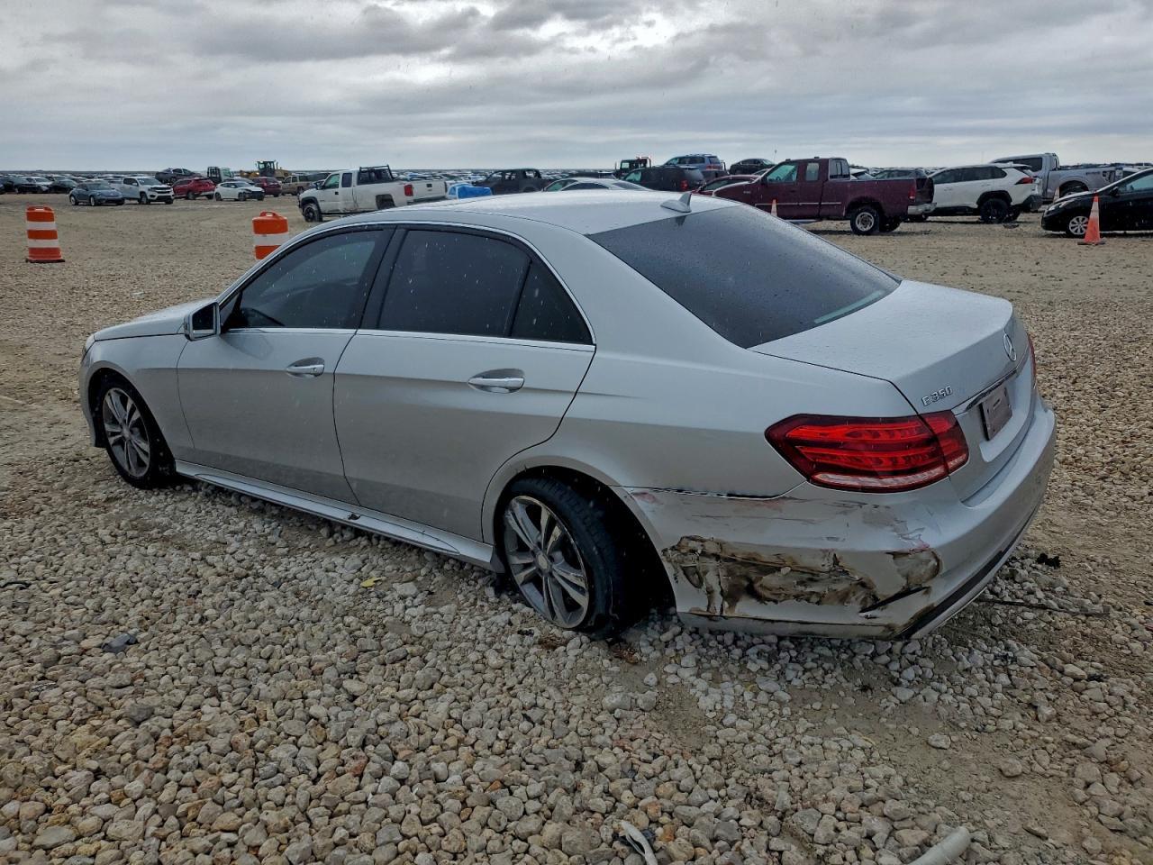 2016 Mercedes-Benz E 350 - Фото 2