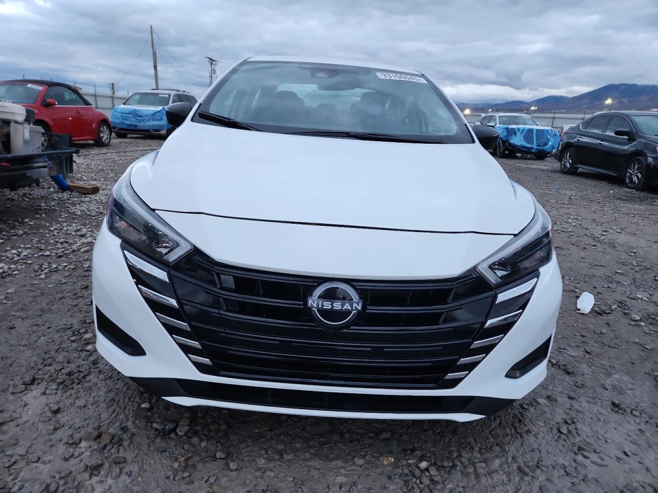 2025 Nissan Versa S - Image 5