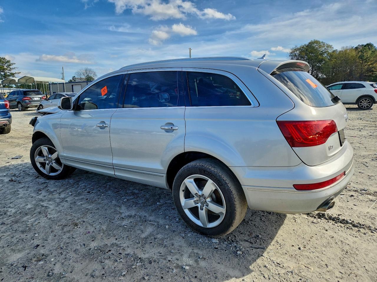 2015 Audi Q7 Tdi Premium Plus - Image 2