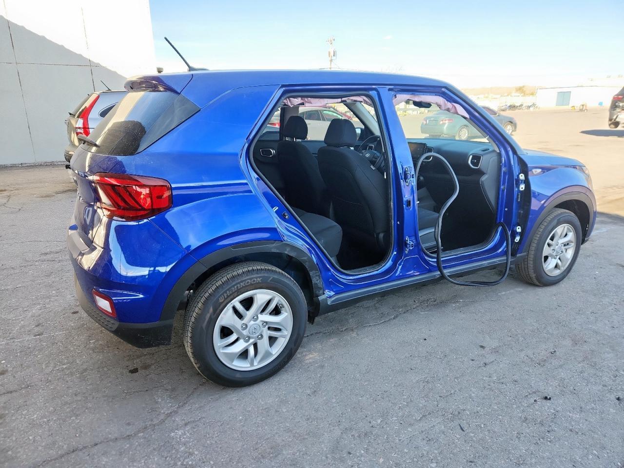 2025 Hyundai Venue Se - Фото 3