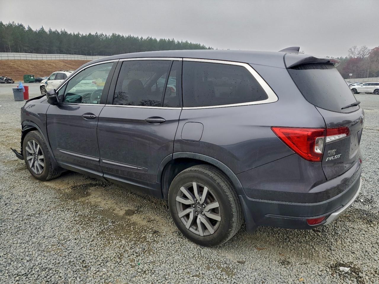 2019 Honda Pilot Ex - Image 2