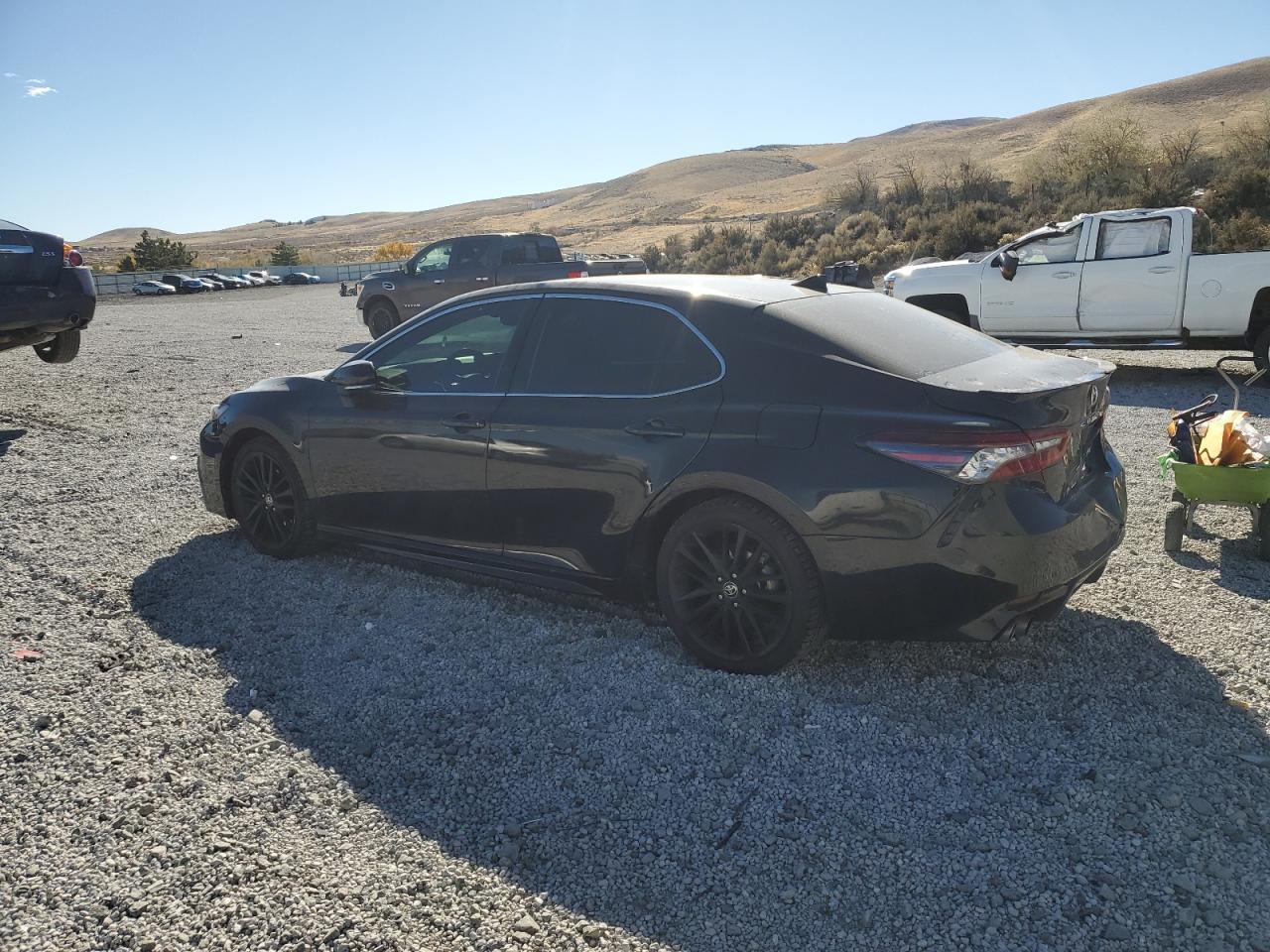 2022 Toyota Camry Xse - Фото 2