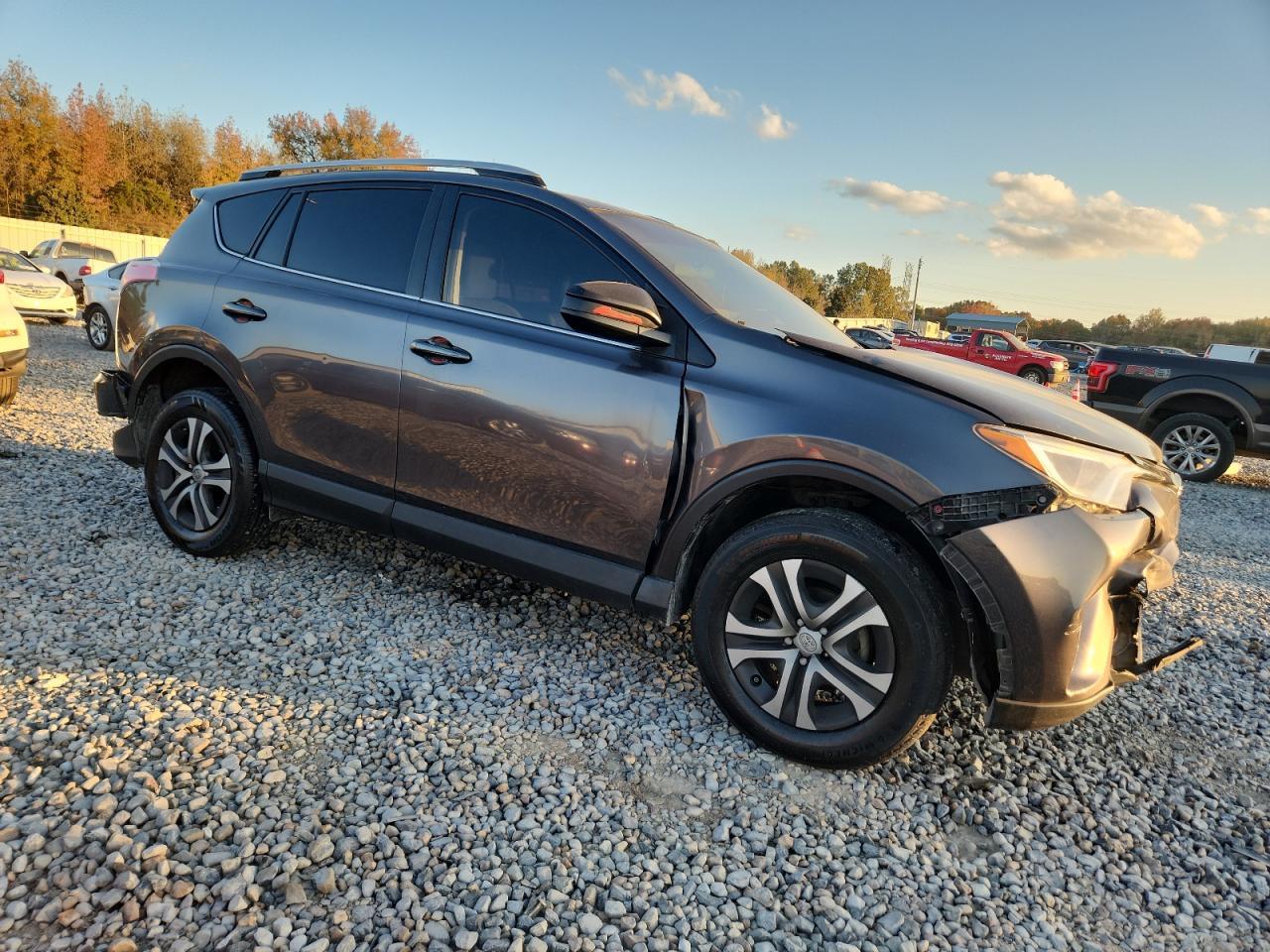 2016 Toyota Rav4 Le - Фото 4