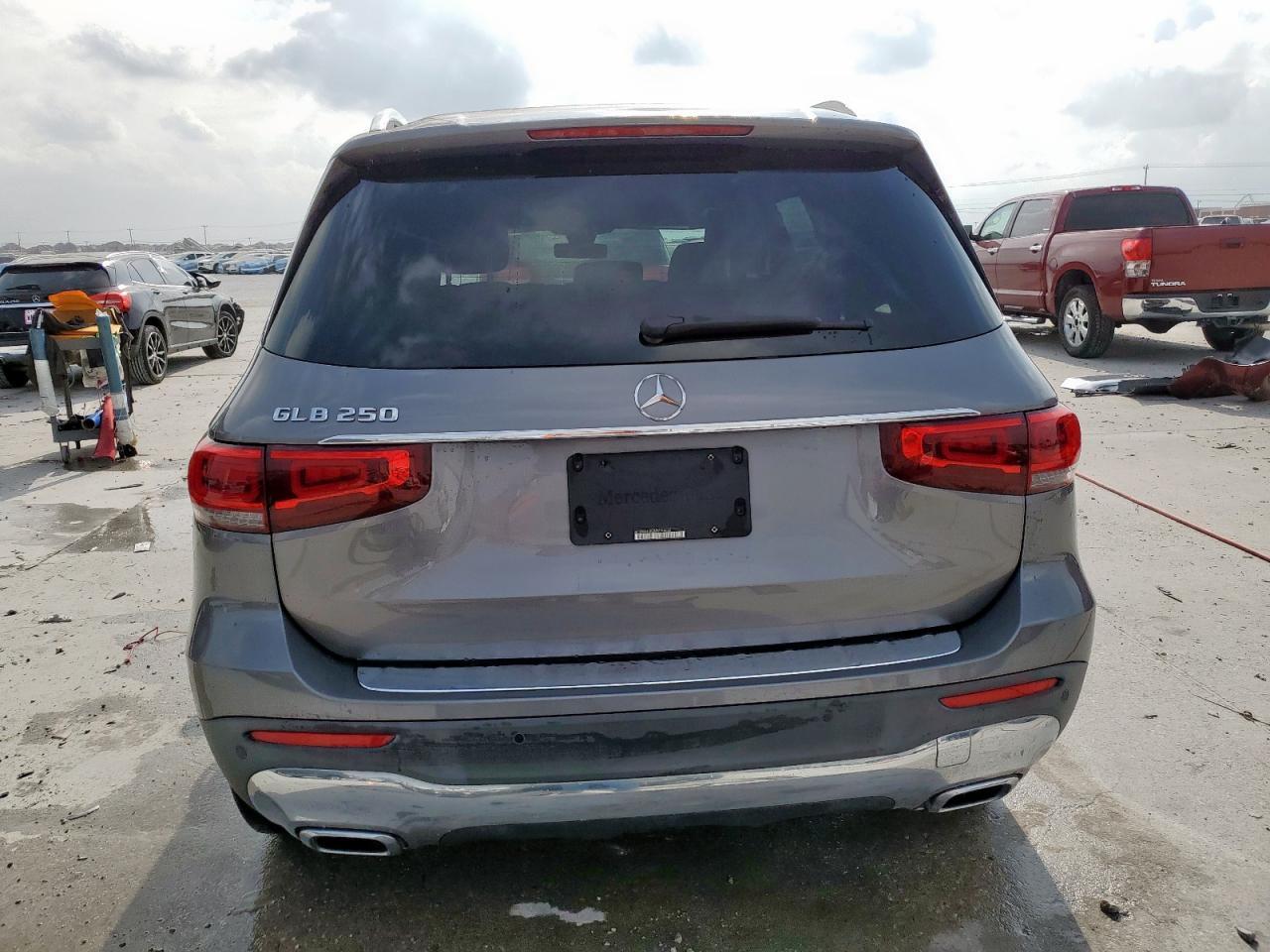 2021 Mercedes-Benz Glb 250 - Фото 6