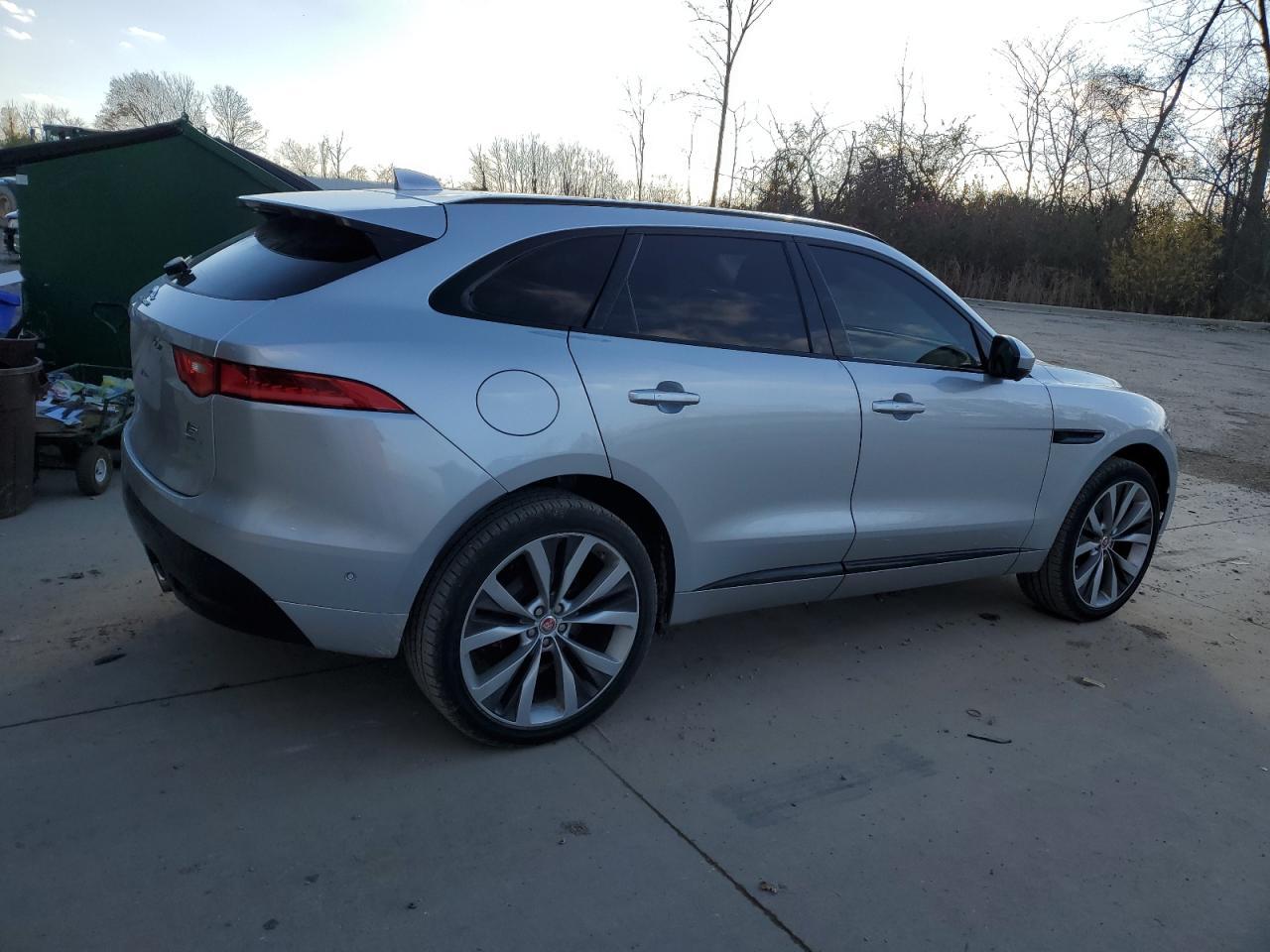 2017 Jaguar F-Pace S - Фото 3