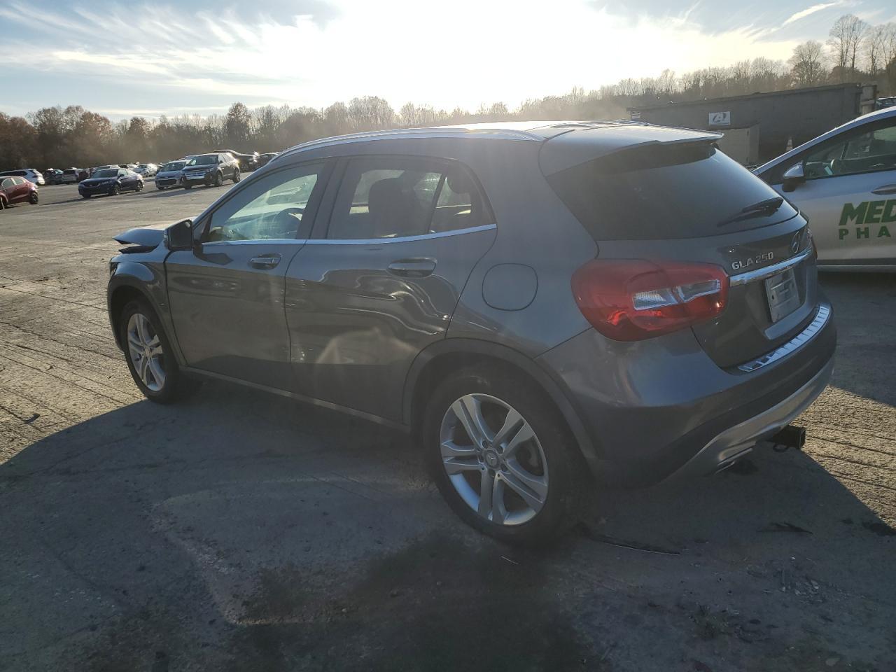 2017 Mercedes-Benz Gla 250 4Matic - Фото 2