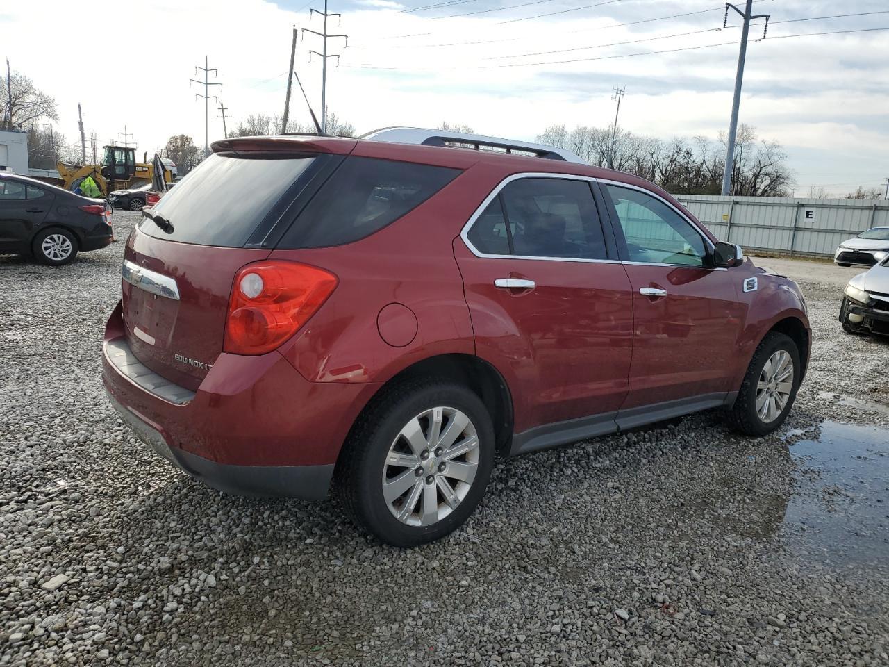 2010 Chevrolet Equinox Lt - Image 3