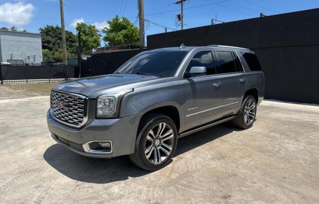 2019 GMC Yukon Denali - Фото 2