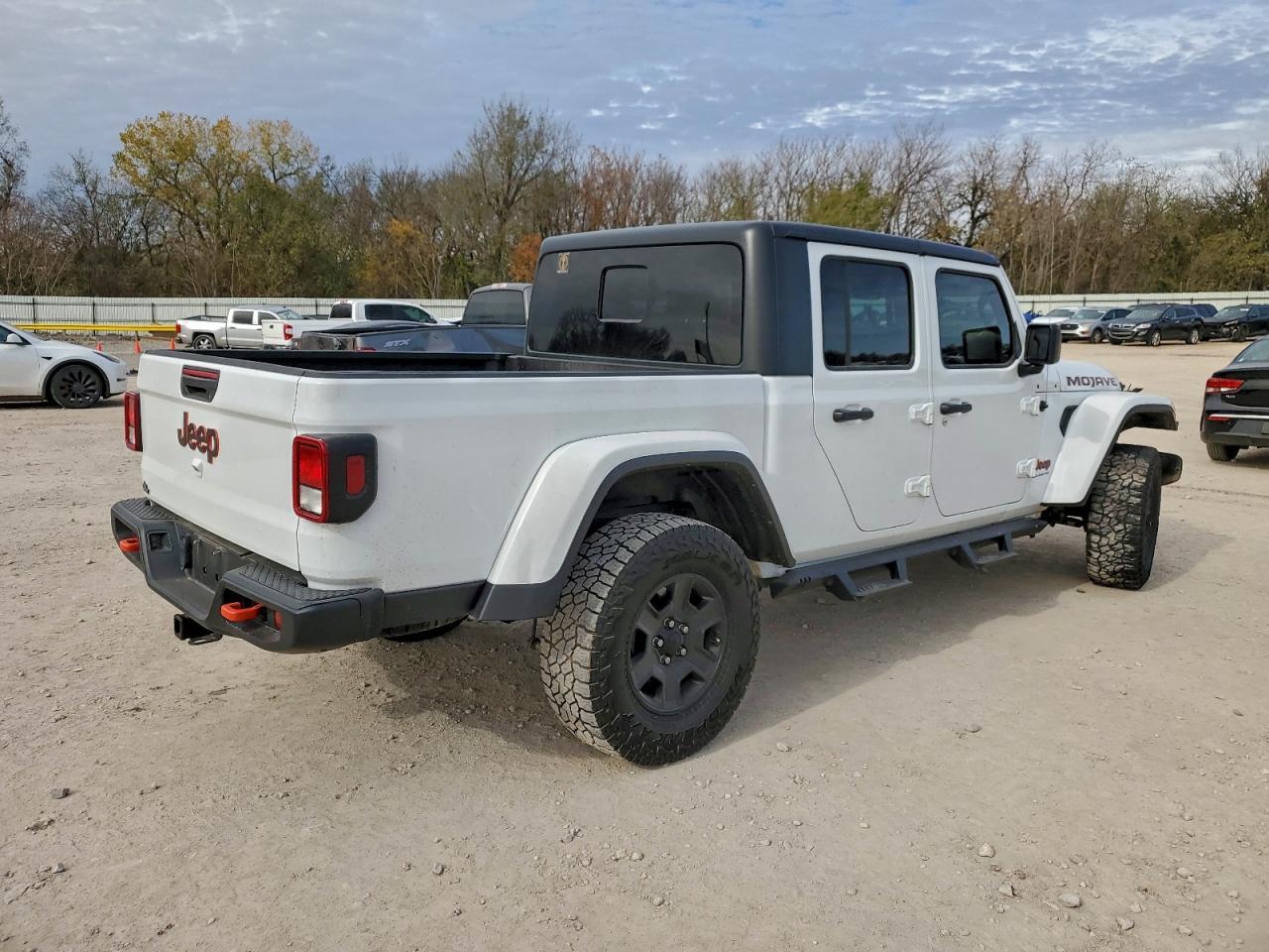 2023 Jeep Gladiator Mojave - Image 3
