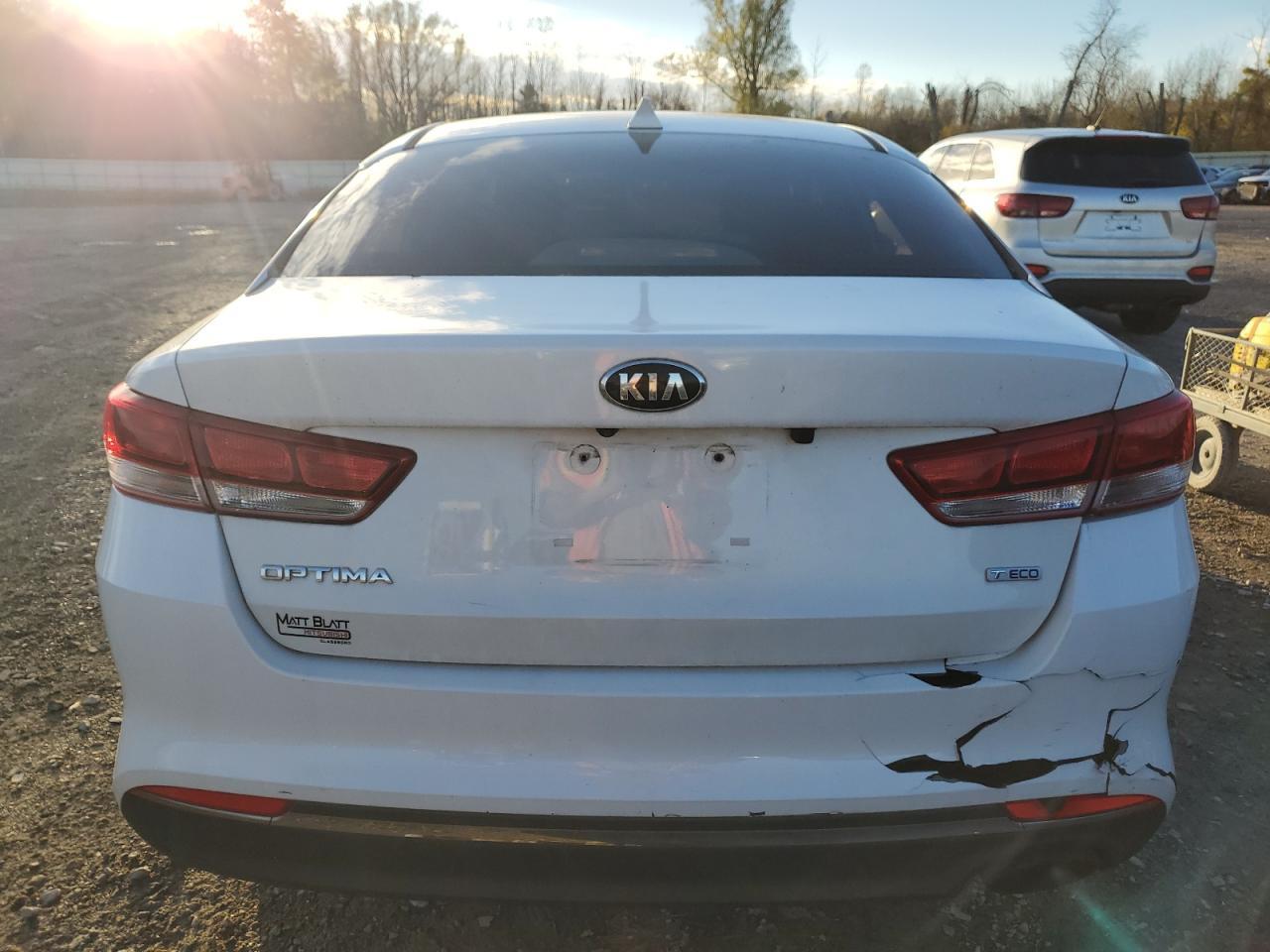 2016 Kia Optima Lx - Фото 6