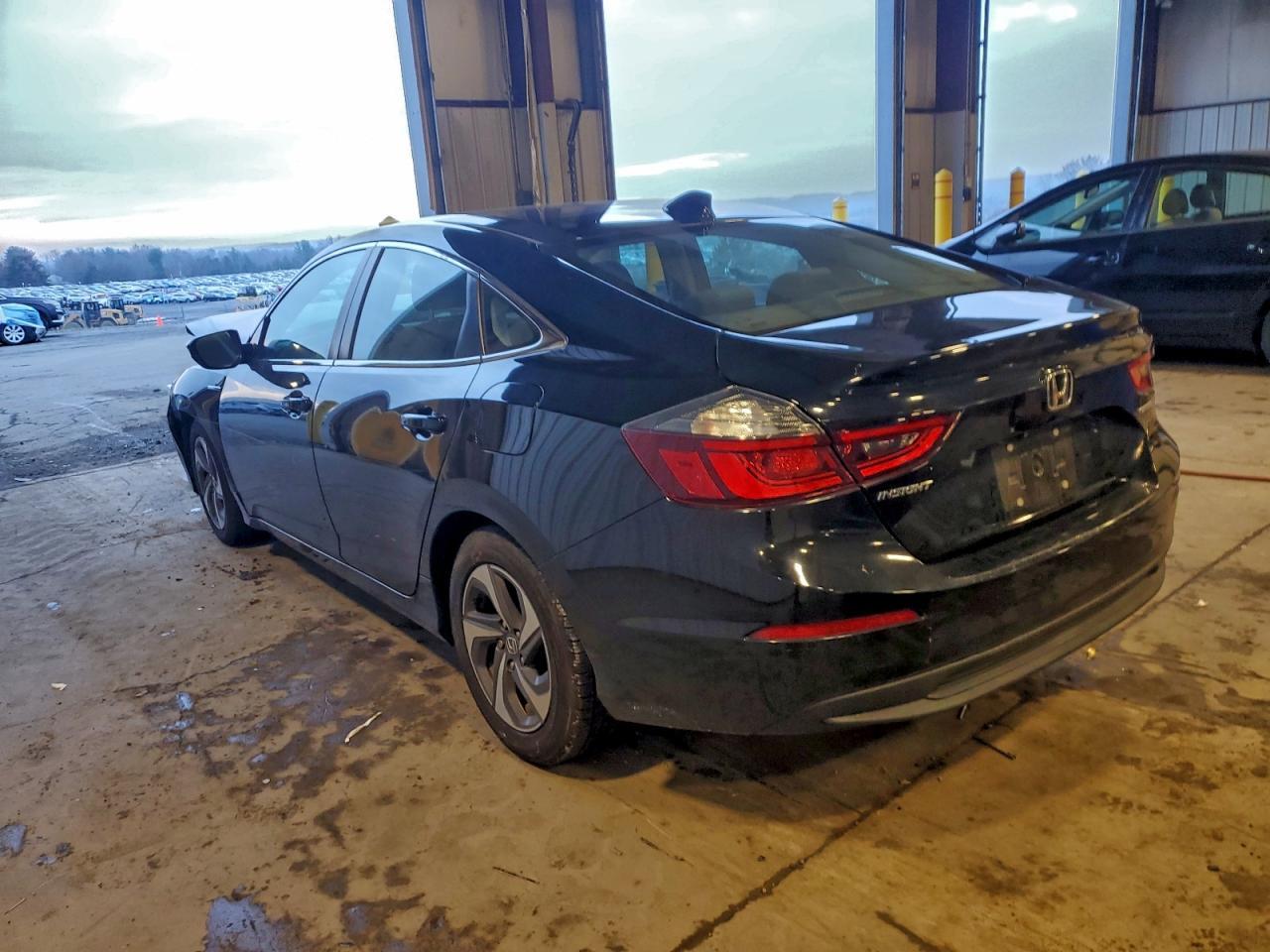 2019 Honda Insight Ex - Фото 2