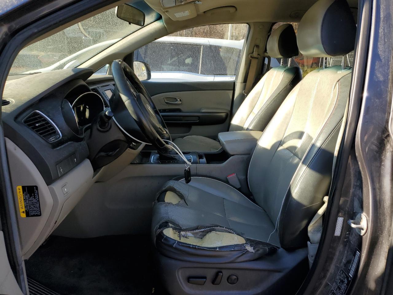 2016 Kia Sedona Lx - Image 7