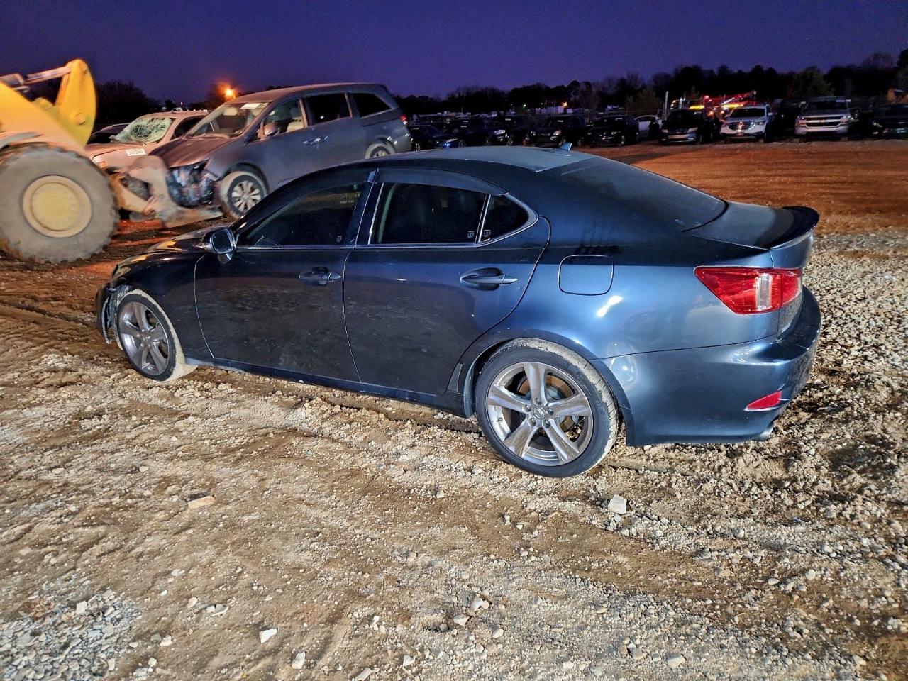 2011 Lexus Is 250 - Image 2