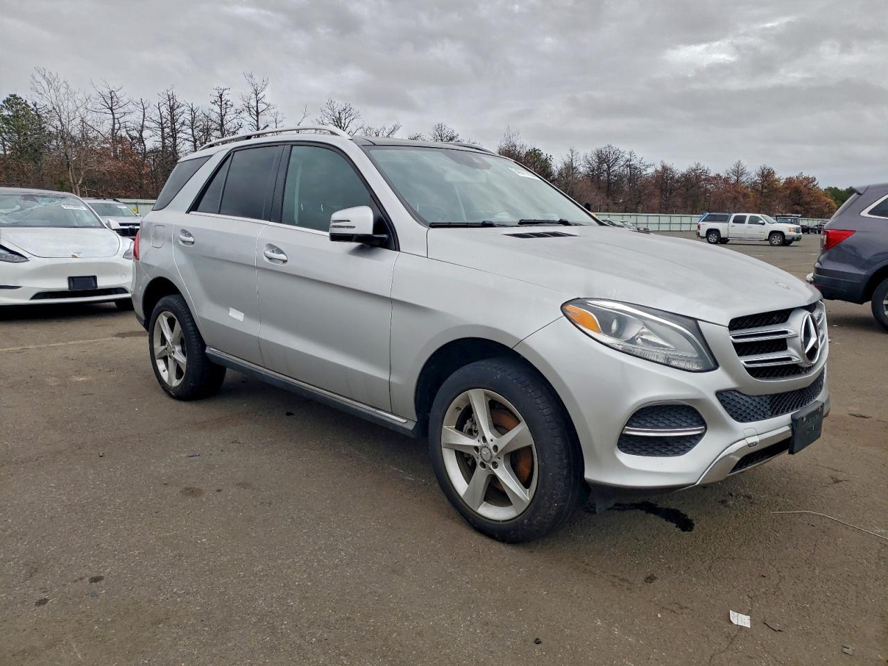 2016 Mercedes-Benz Gle 350 4Matic - Фото 4