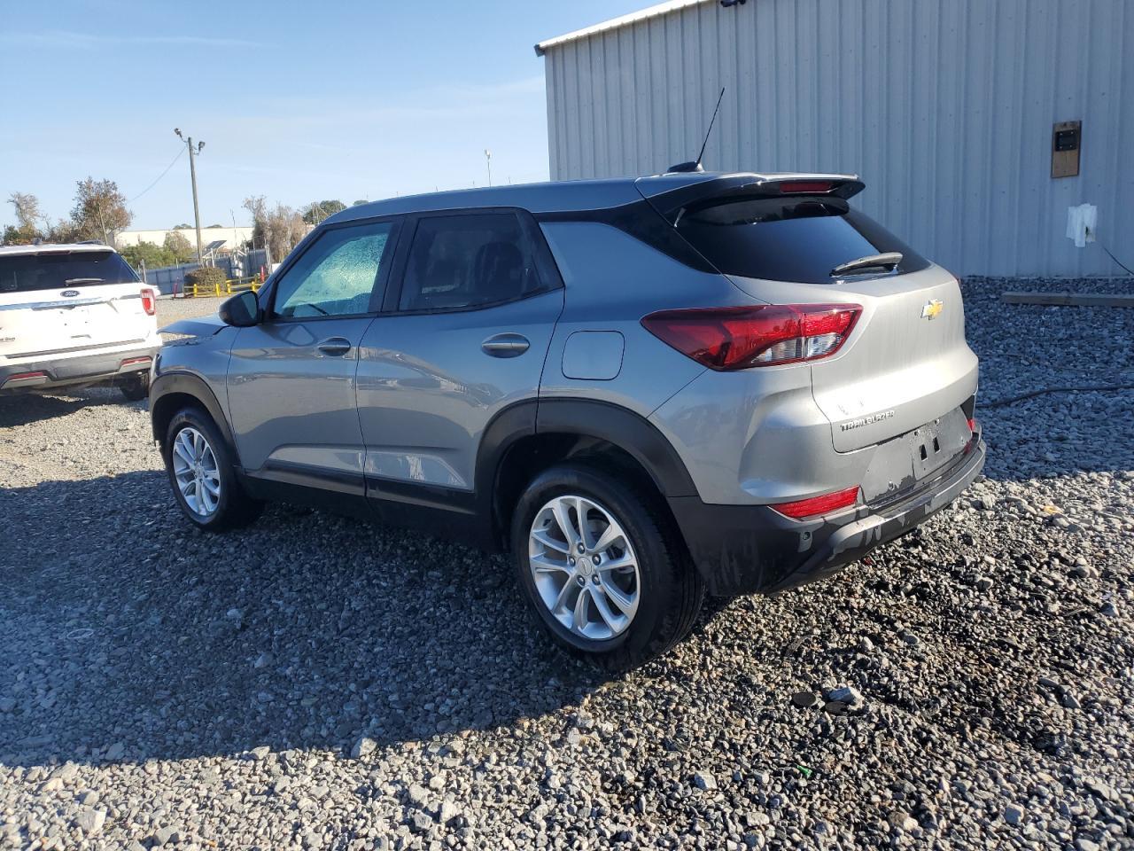 2024 Chevrolet Trailblazer Ls - Фото 2