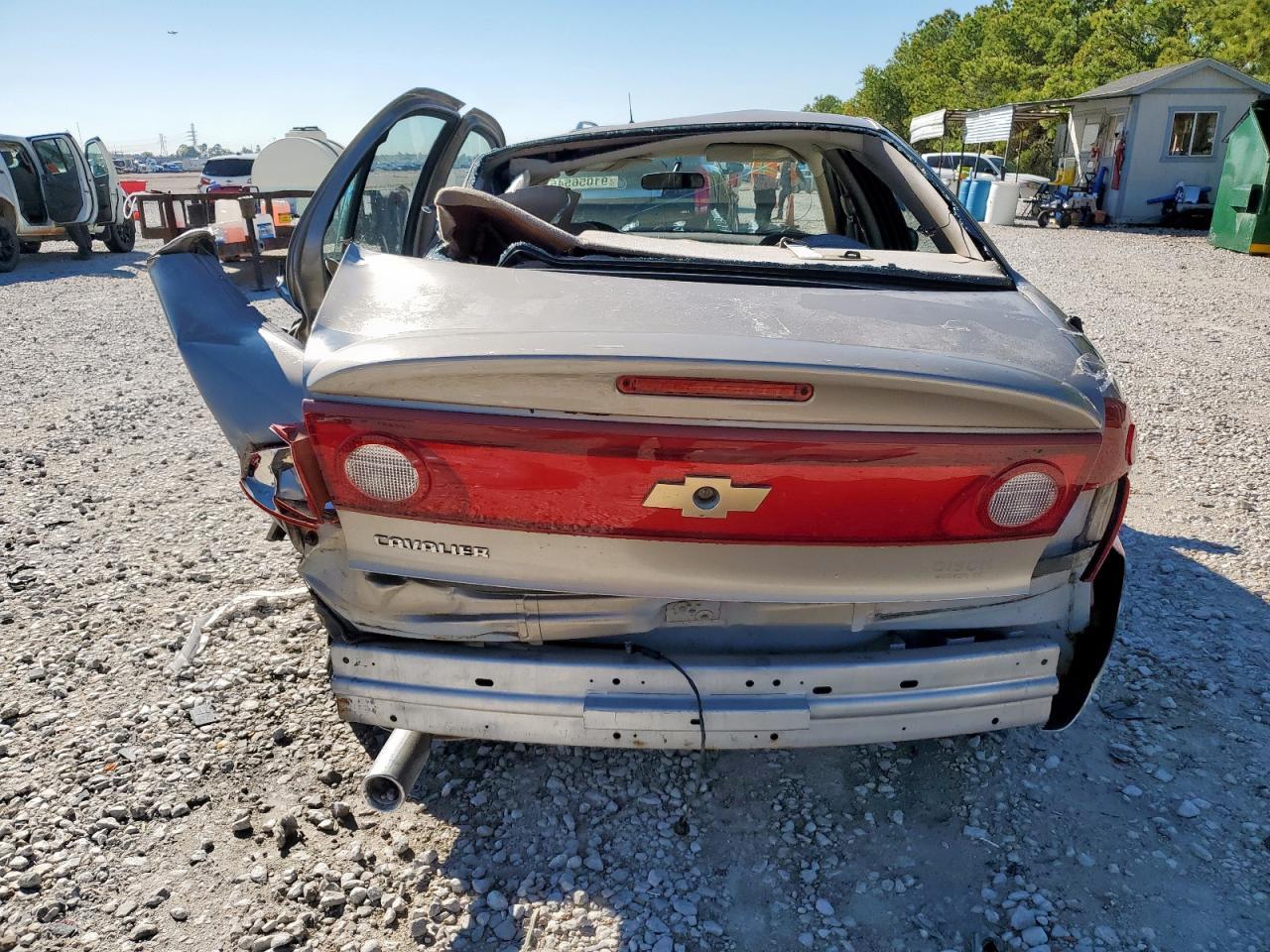 2004 Chevrolet Cavalier - Фото 6