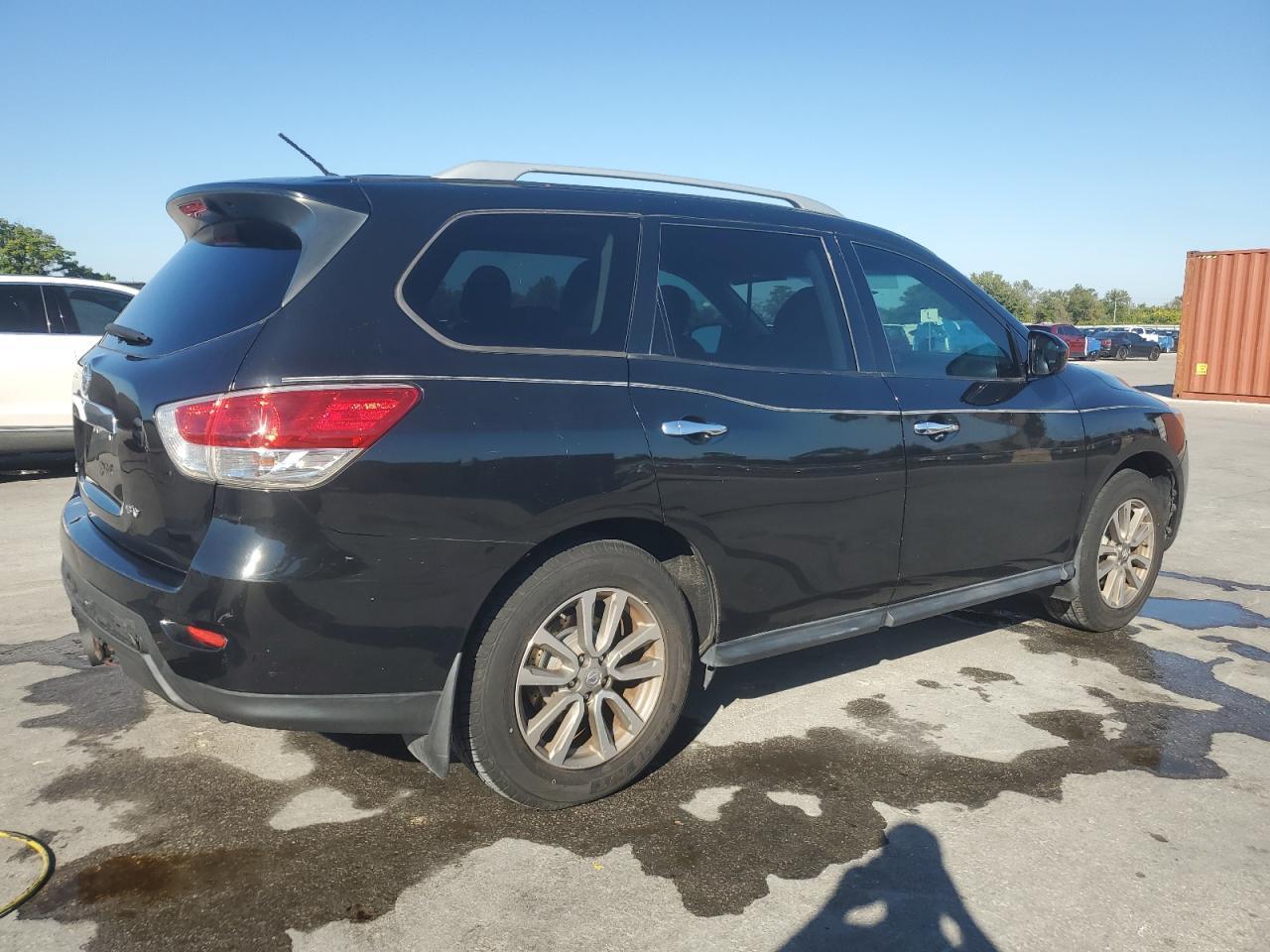 2015 Nissan Pathfinder S - Фото 3