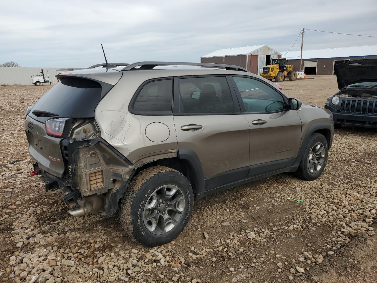 2019 Jeep Cherokee Trailhawk - Фото 3