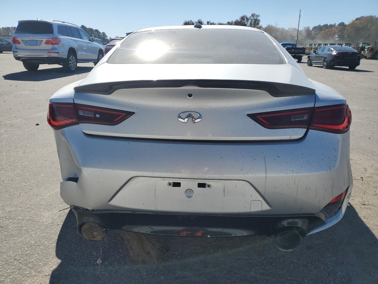 2017 Infiniti Q60 Premium - Фото 6