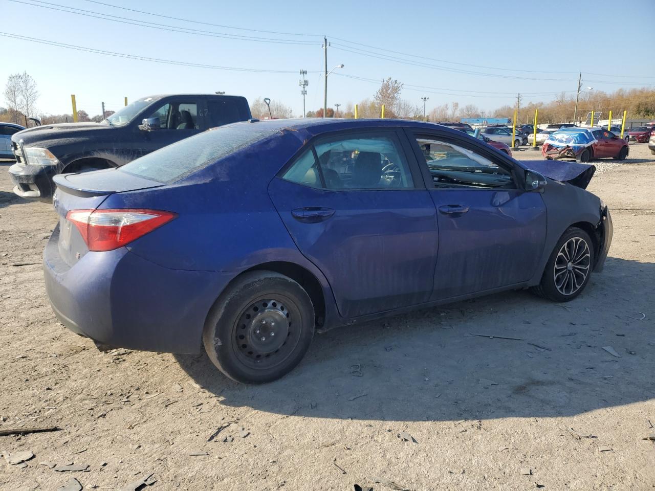 2015 Toyota Corolla L - Фото 3
