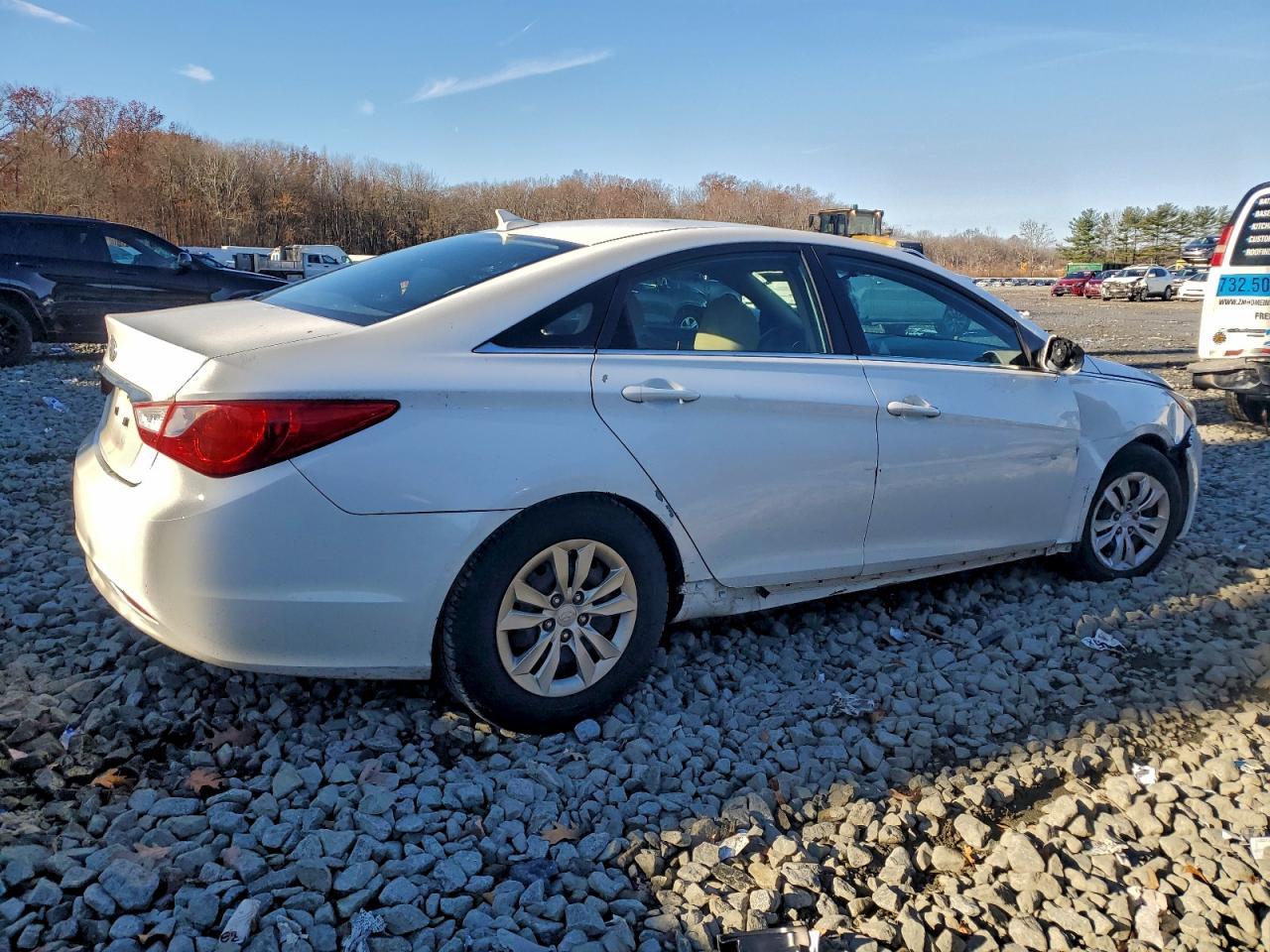2011 Hyundai Sonata Gls - Фото 3