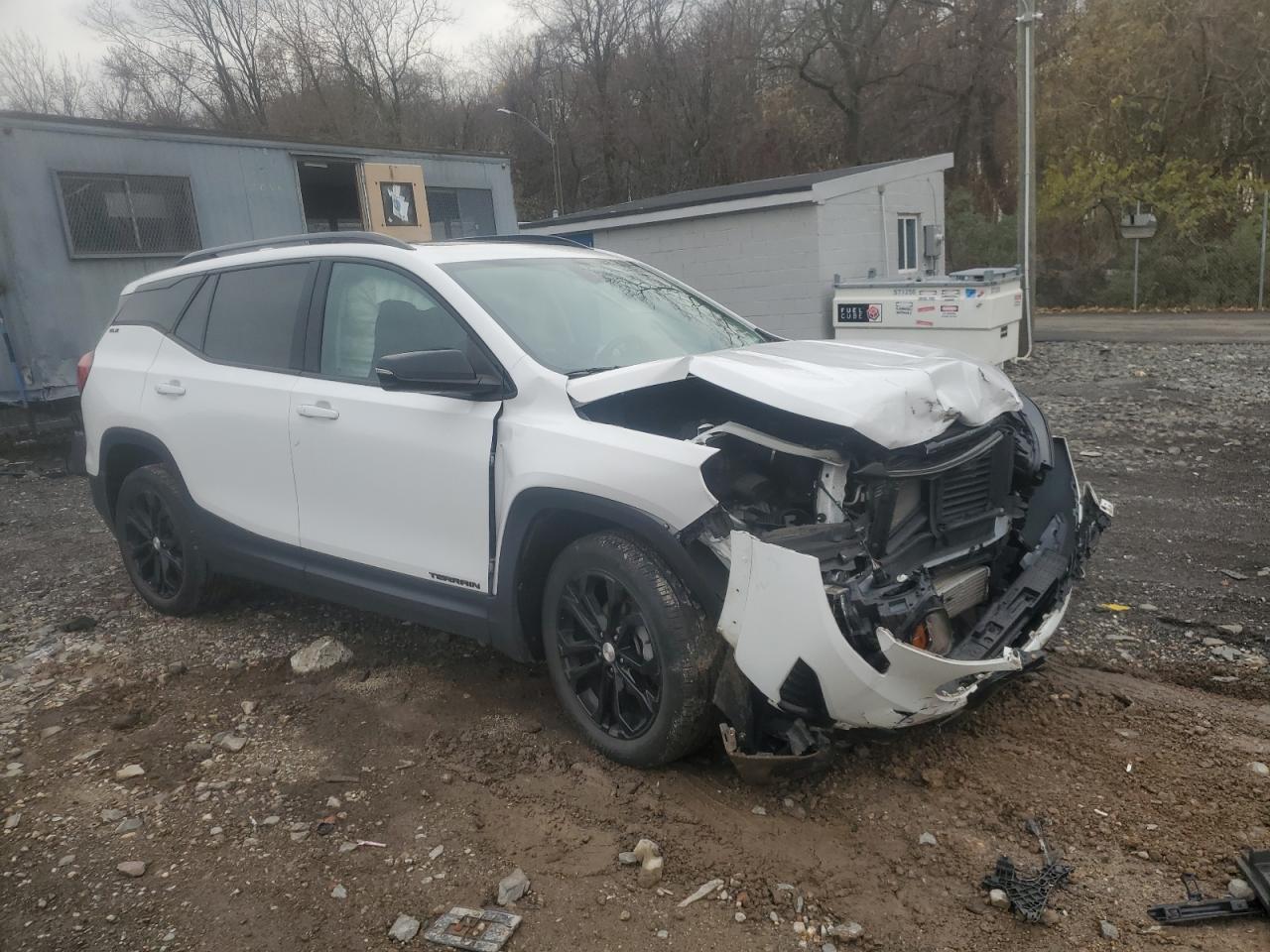2019 GMC Terrain - Image 4