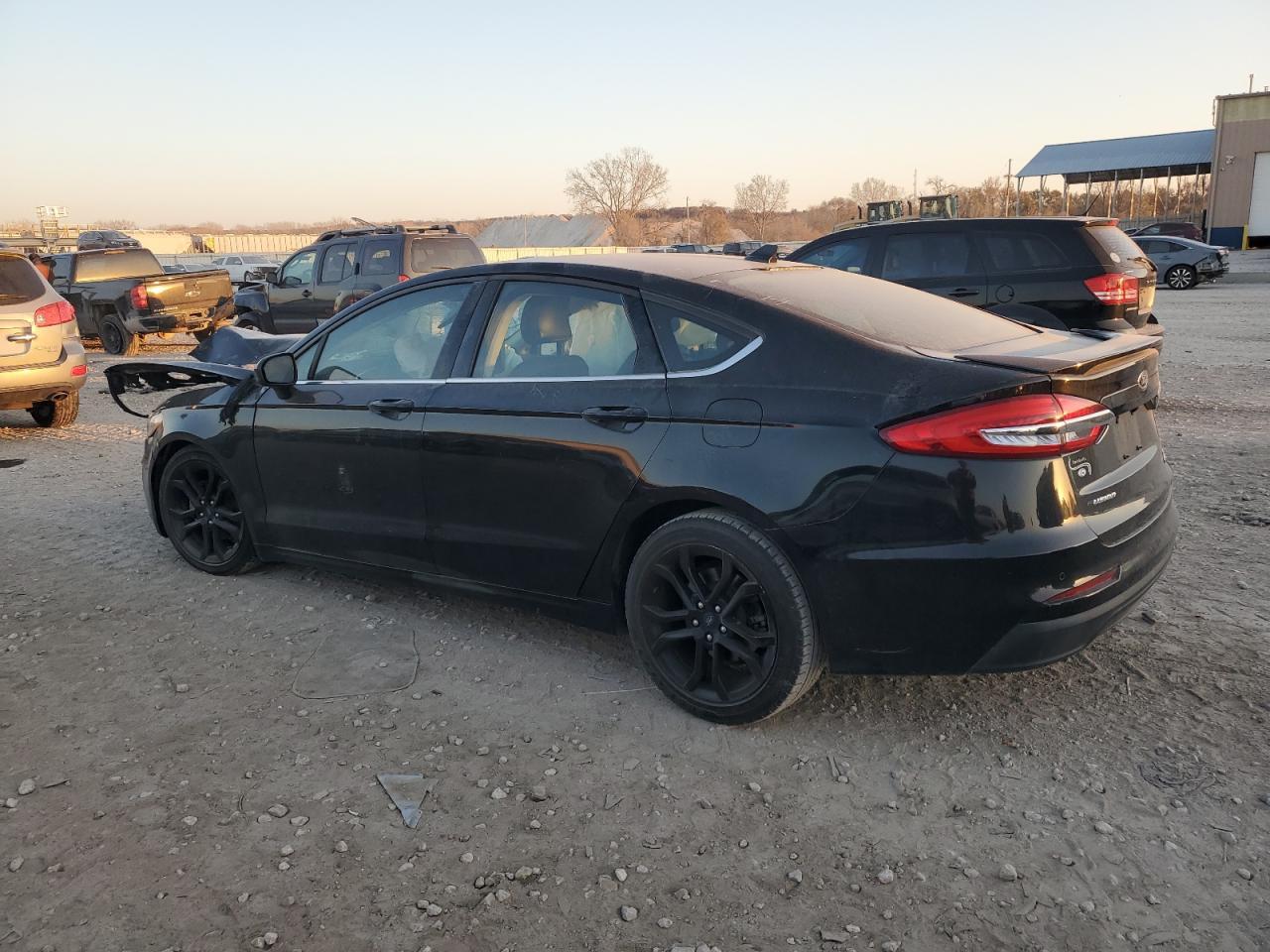 2019 Ford Fusion Se - Image 2
