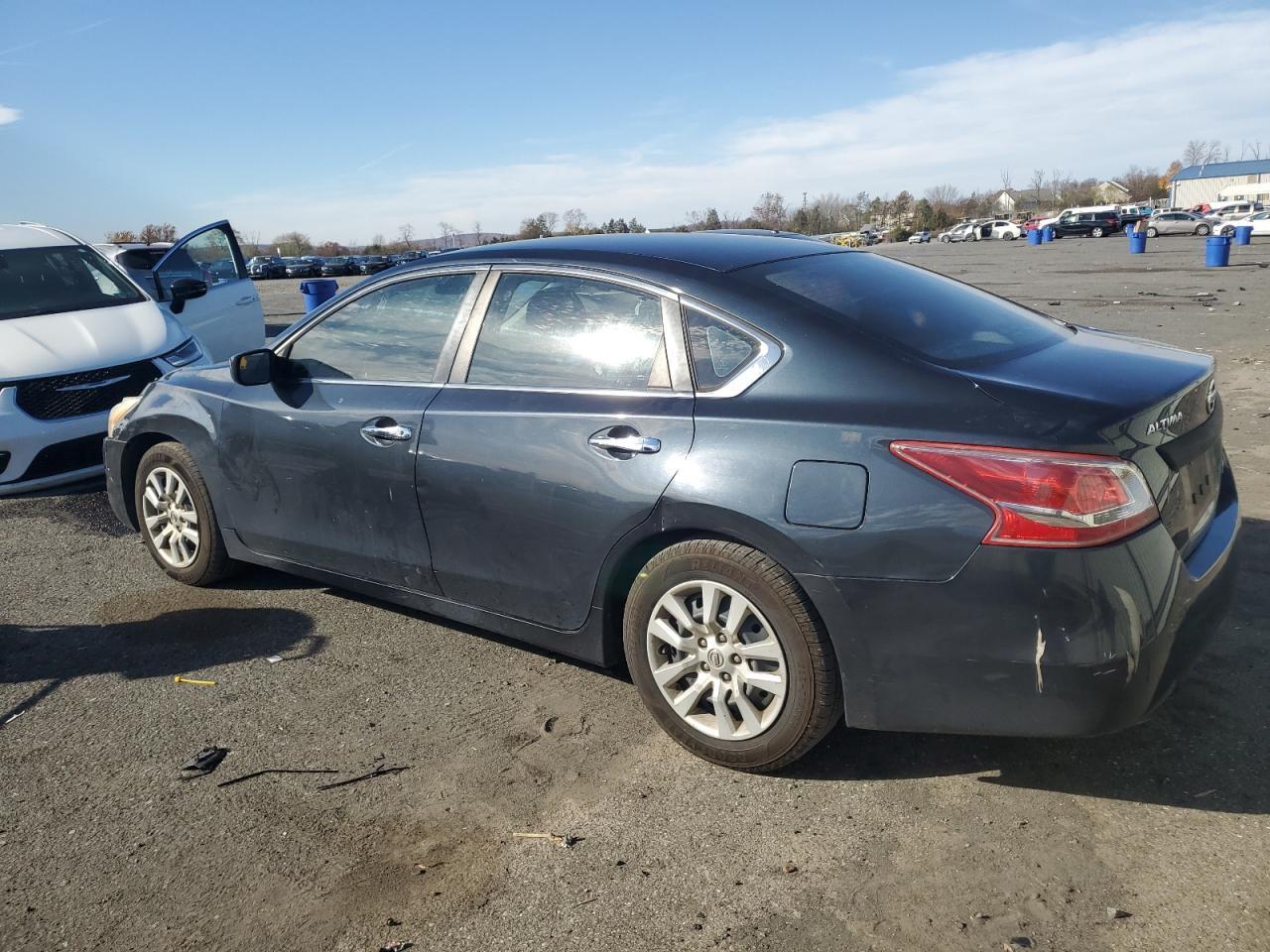 2013 Nissan Altima 2.5 - Фото 2