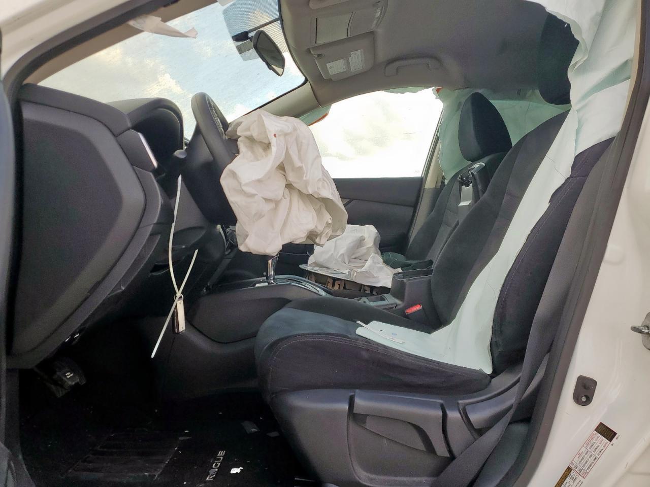 2016 Nissan Rogue S - Фото 7