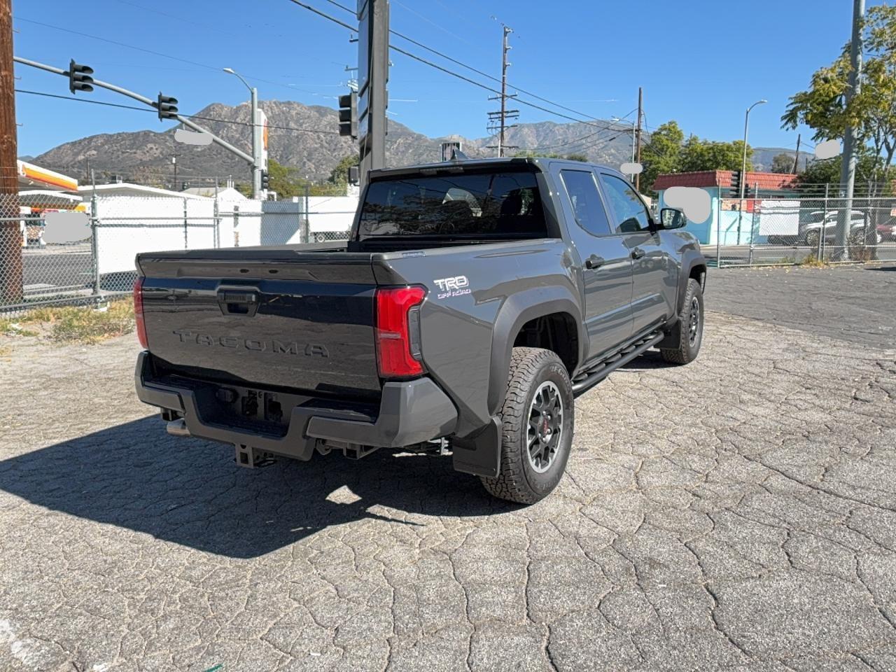 2025 Toyota Tacoma Double Cab - Фото 4