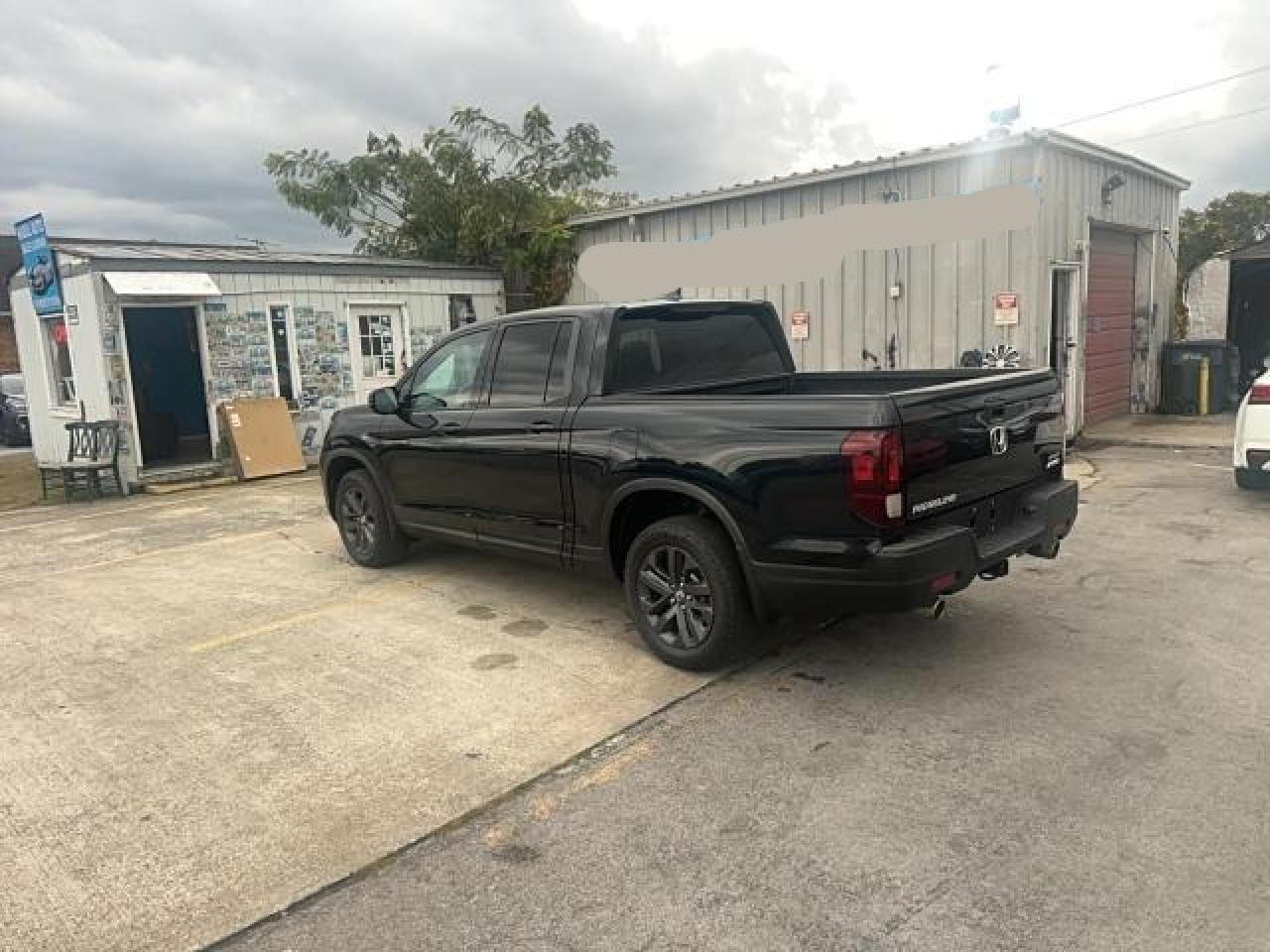 2023 Honda Ridgeline Sport - Фото 3