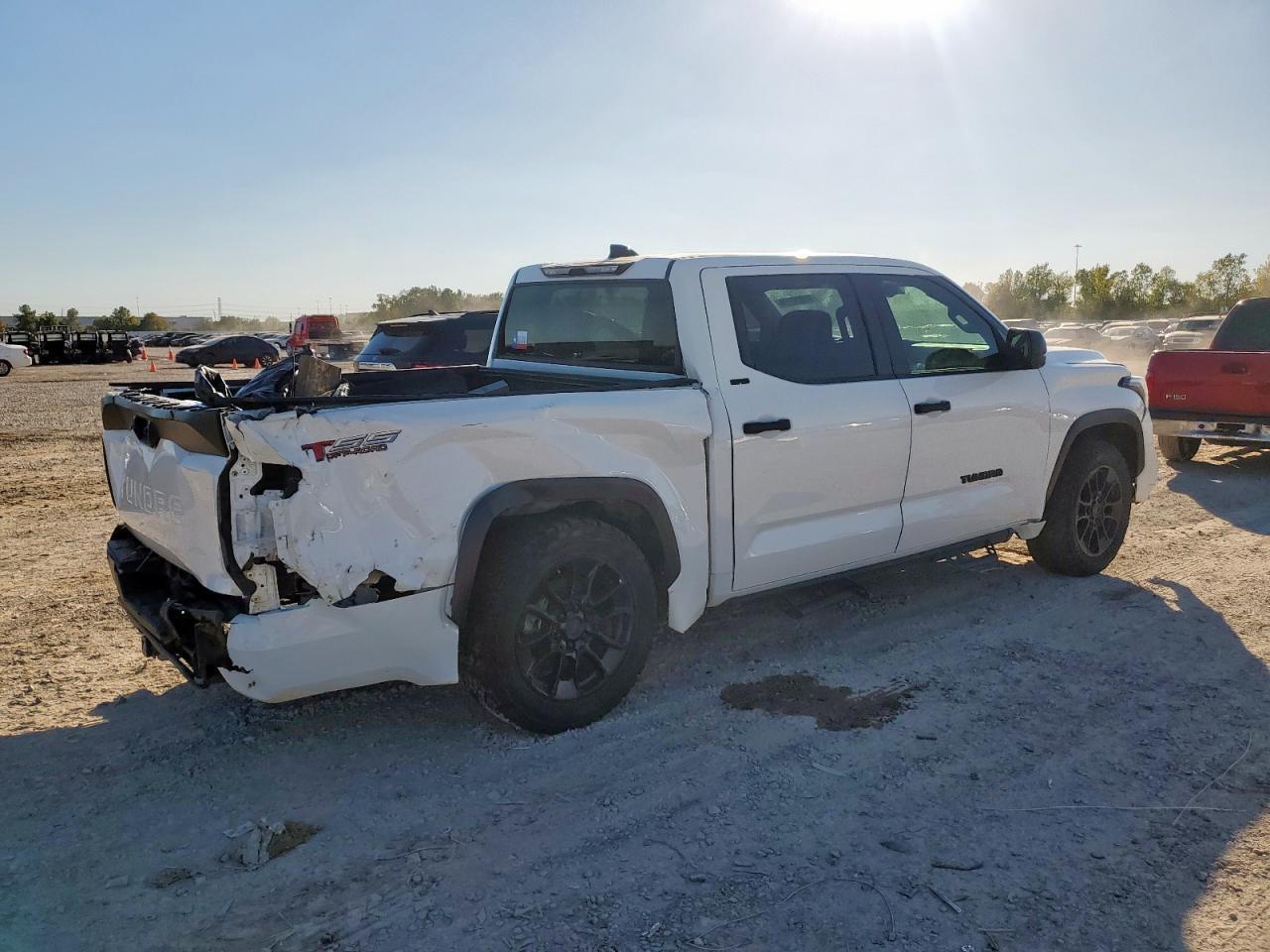 2023 Toyota Tundra Crewmax Sr - Image 3