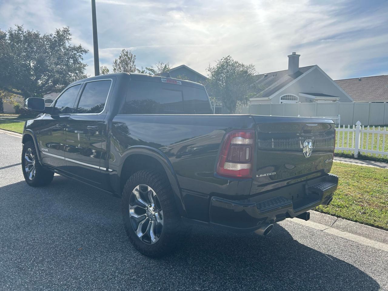 2023 Ram 1500 Limited - Image 3