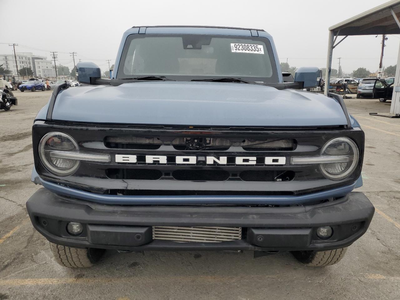 2024 Ford Bronco Outer Banks - Image 5