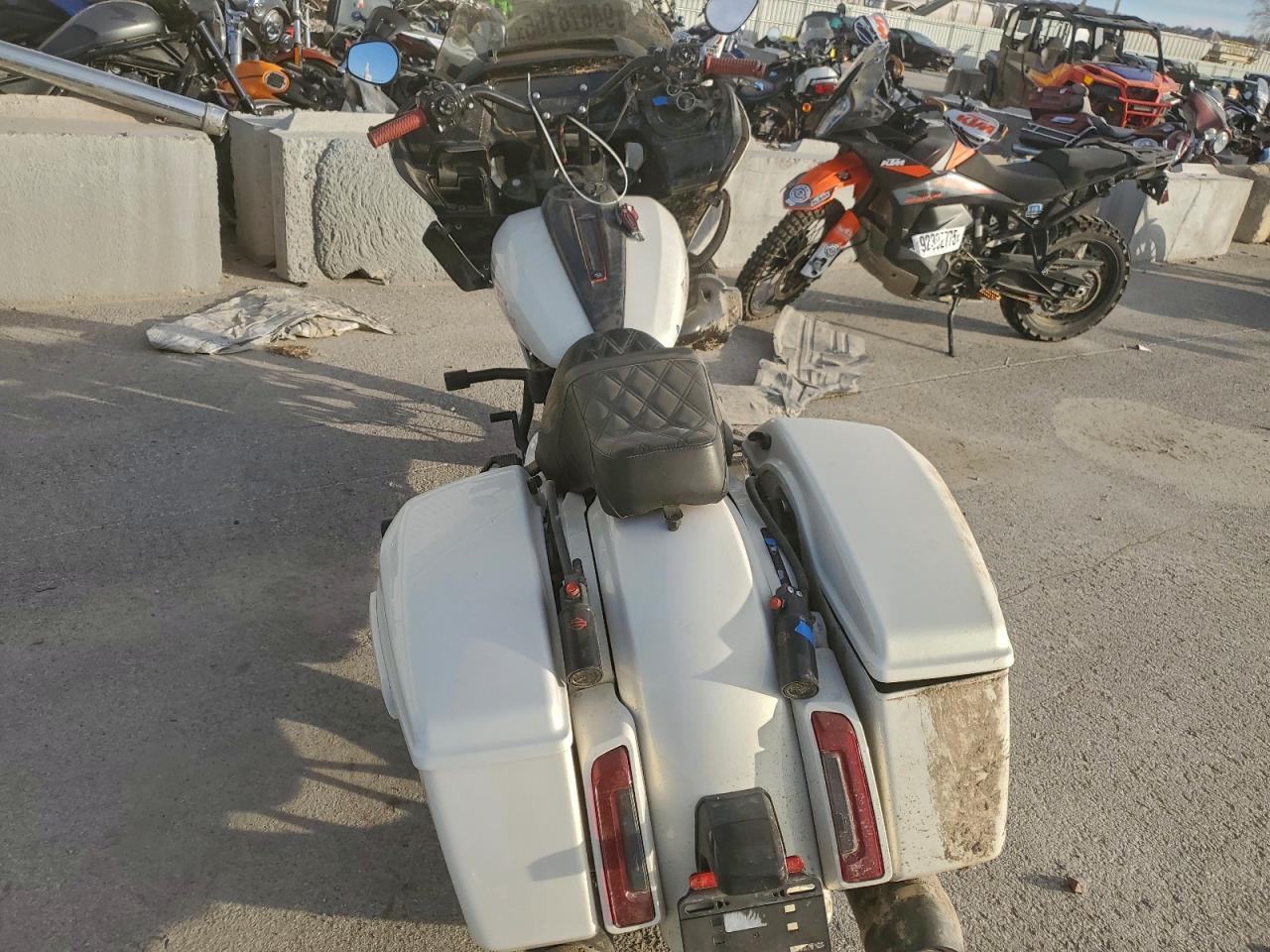 2024 Harley-Davidson Fltrxstse - Фото 4