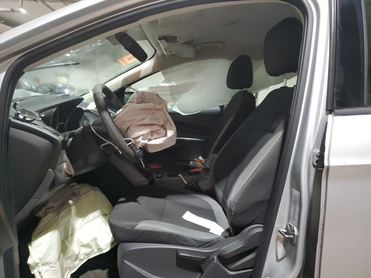 2013 Ford Escape S - Фото 7